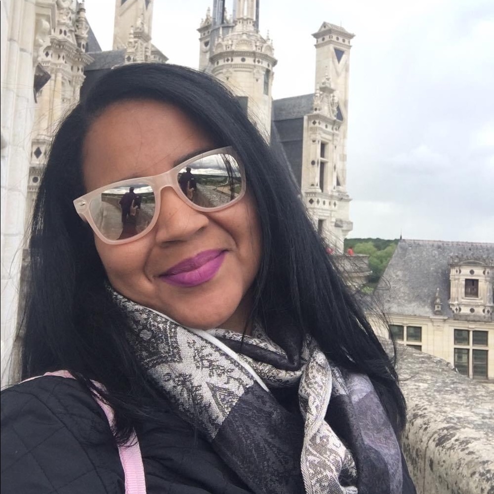 Meet your Posher, Aline